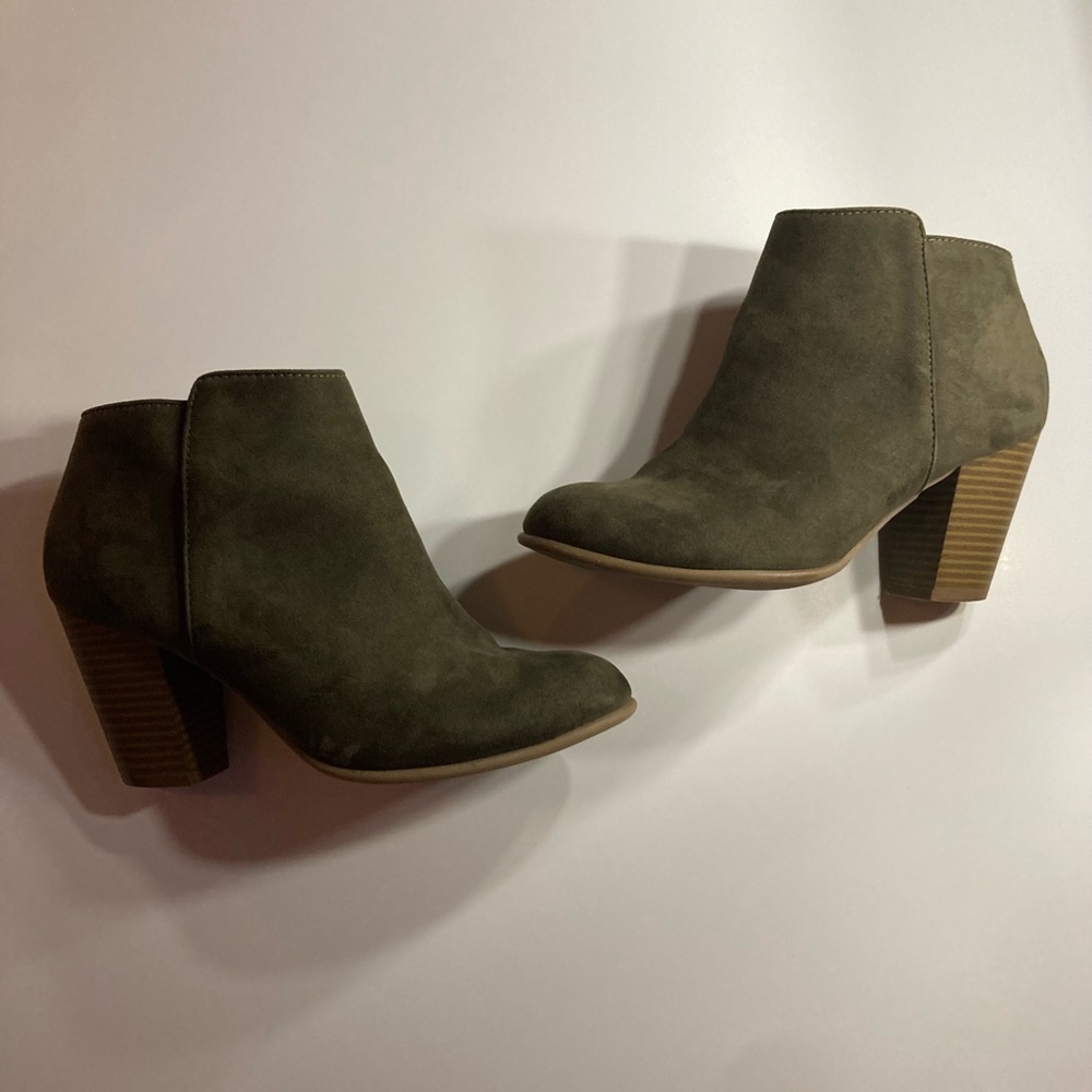 size 7 ankle boots